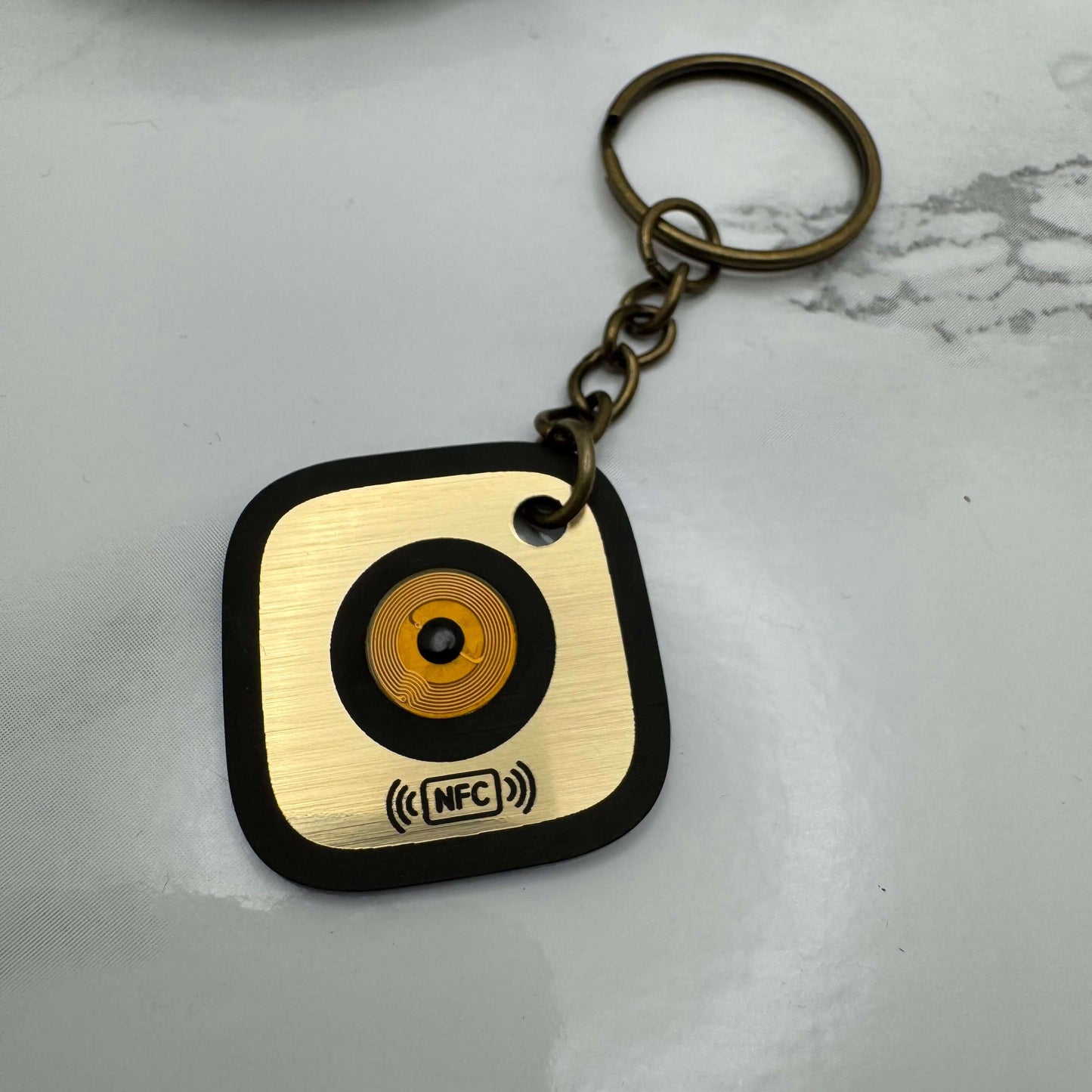 NFC keyring, Instagram keyring, smart gift, Personalised NFC gift, free delivery U.K.