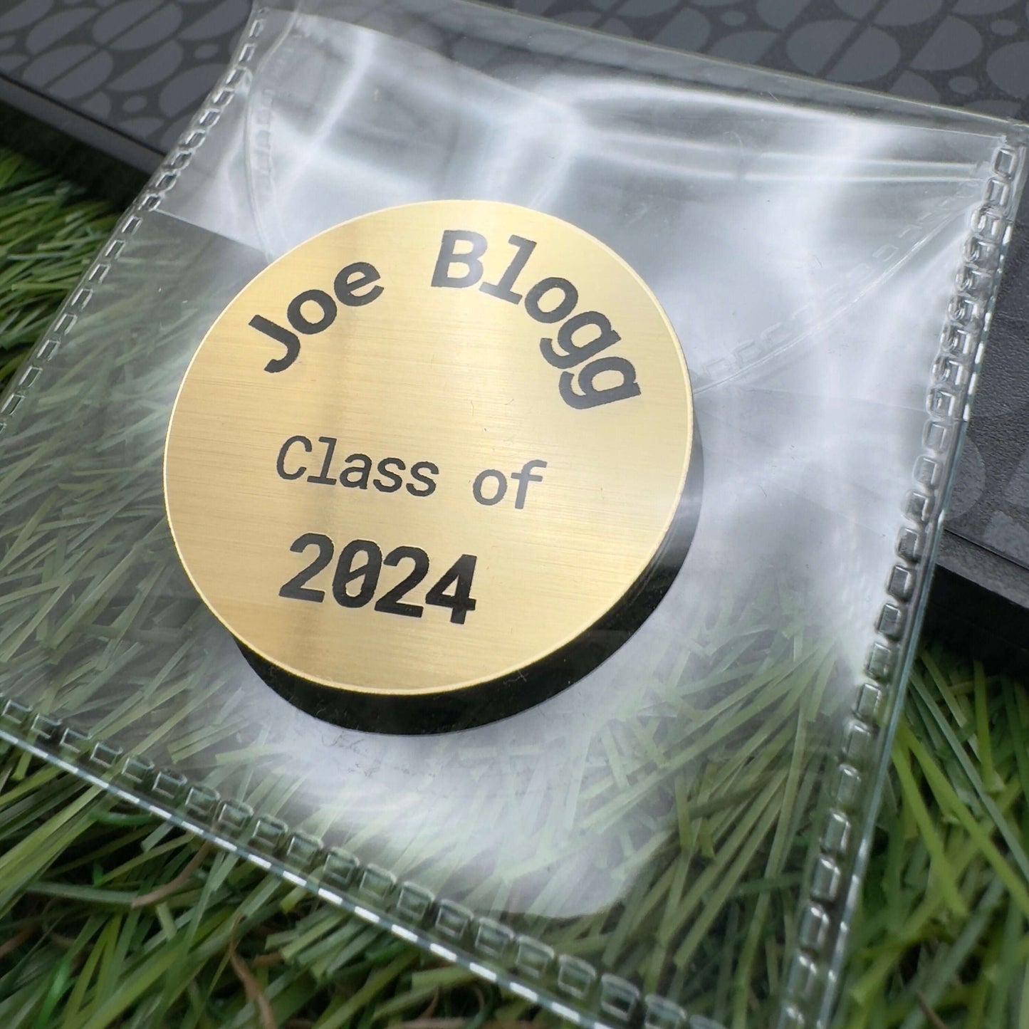 Graduation custom keepsake token
