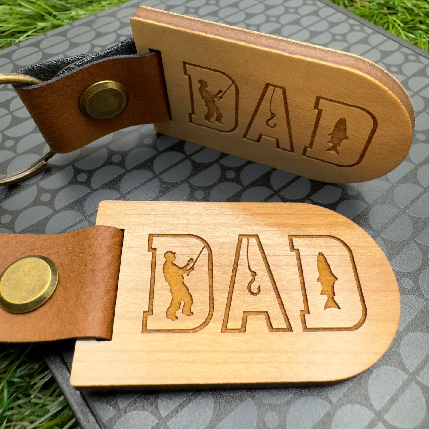 Custom Fishing Keyring for Dad, Personalized DAD's Gift, Custom Dad Keychain, Fishing, Fisherman Dad Key Ring, Birthday gift, Christmas gift