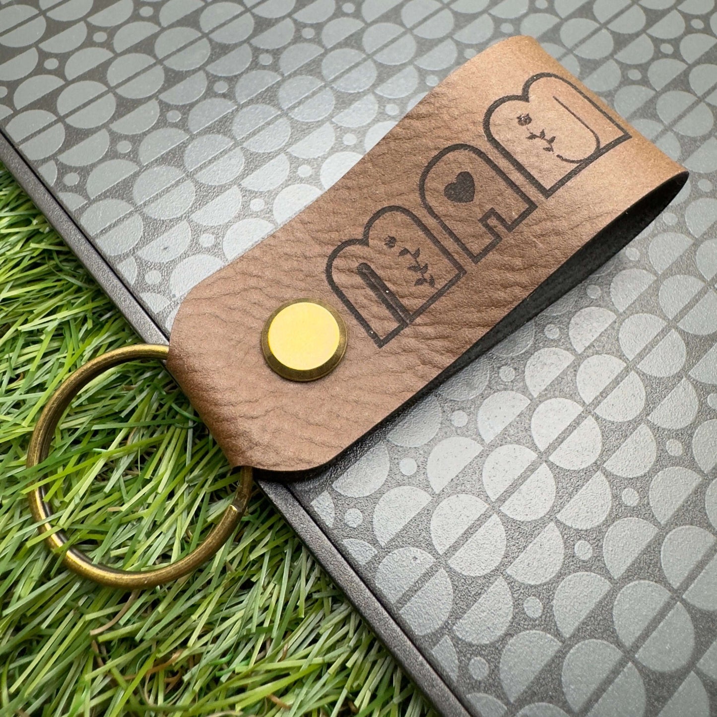 MAM Keyring Personalised “I Love You" Hidden Message Gifts for mum Birthday Garden Christmas Holiday gift Vegan Leather
