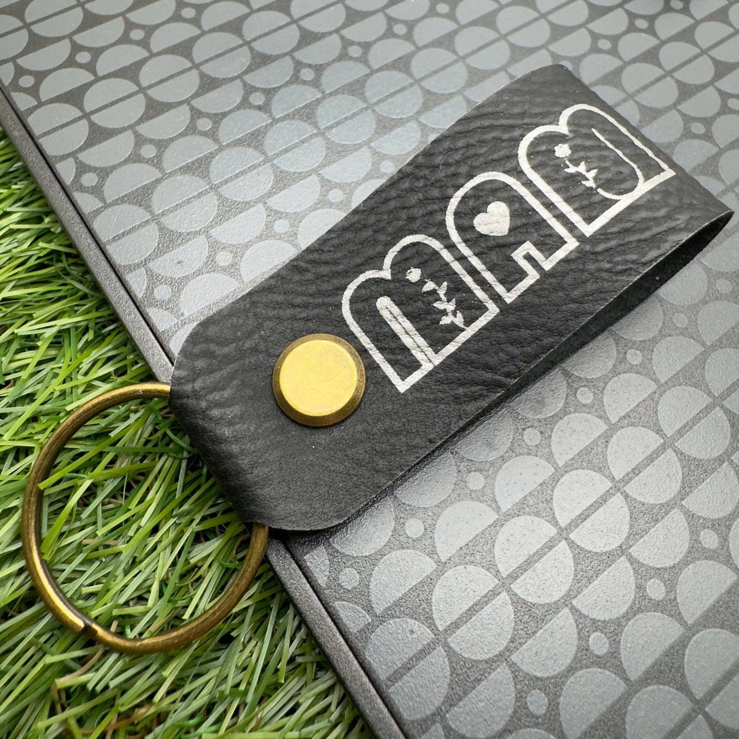 MAM Keyring Personalised “I Love You" Hidden Message Gifts for mum Birthday Garden Christmas Holiday gift Vegan Leather