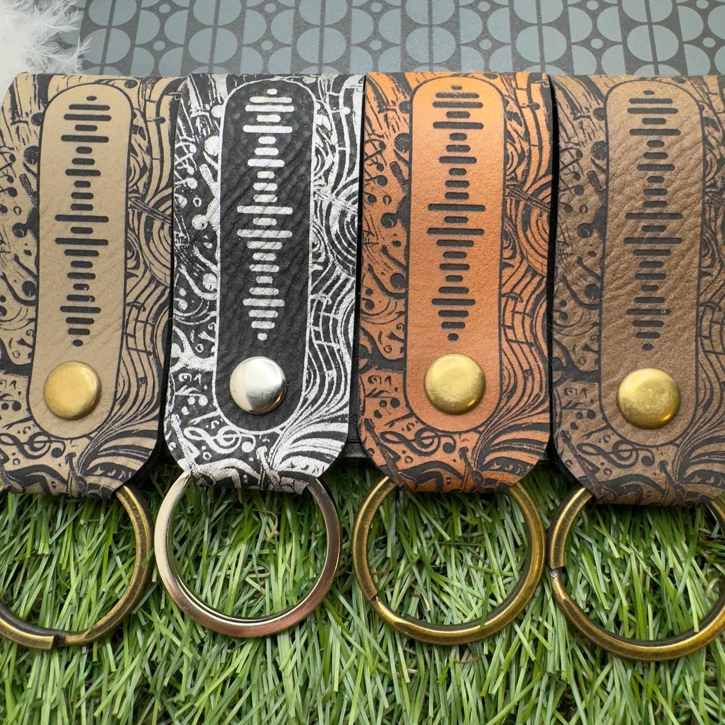 Spotify Code Keyring Personalised Scannable music code Custom Spotify code Keychain Vegan leather keyring Favourite album Music accessories