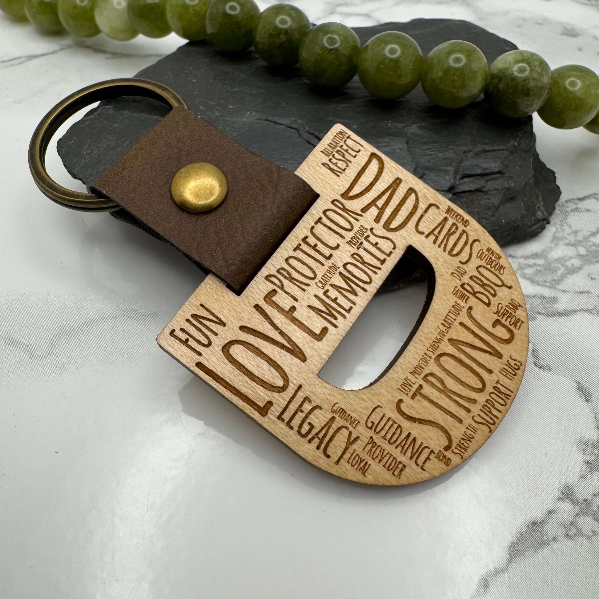 Personalised Wooden DAD Keyring – Engraved Word Art Gift for Father’s Day