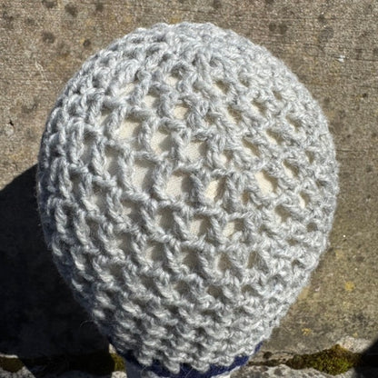 Hand Crocheted Mesh Lace Beanie Hat – White & Navy Wool Blend – Lightweight Slouchy Hat | The Beanie Club