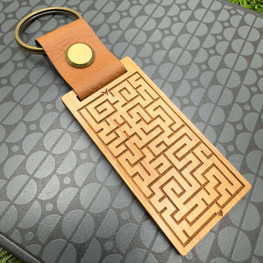 Unique Solvable Maze Keyring Personalised Custom Engraving, Interactive Puzzle Keyring, Anniversary Gifts, Birthday gift, Christmas gift