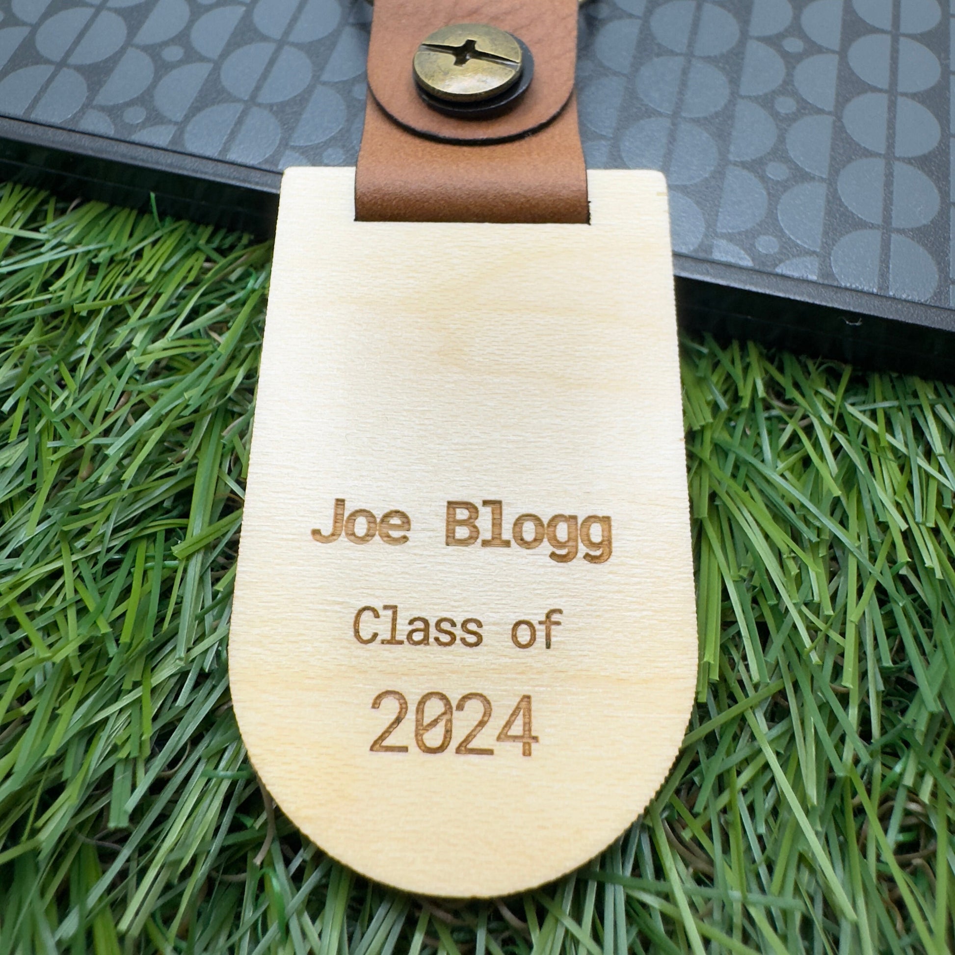 Graduation Gift Personalised Graduation keyrings, Congratulations Gift, Graduates, Custom graduation gifts, Graduation Keepsake