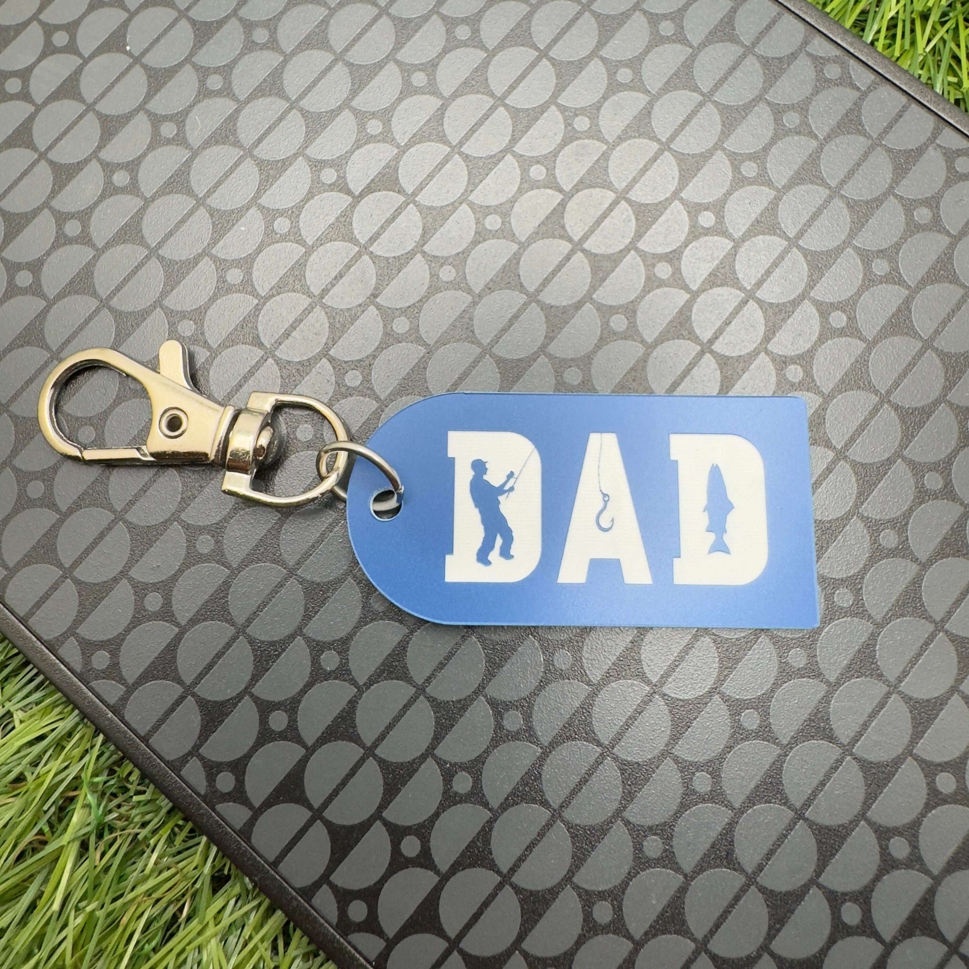 Dad football soccer keyring