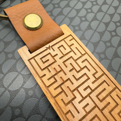 Unique Solvable Maze Keyring Personalised Custom Engraving, Interactive Puzzle Keyring, Anniversary Gifts, Birthday gift, Christmas gift