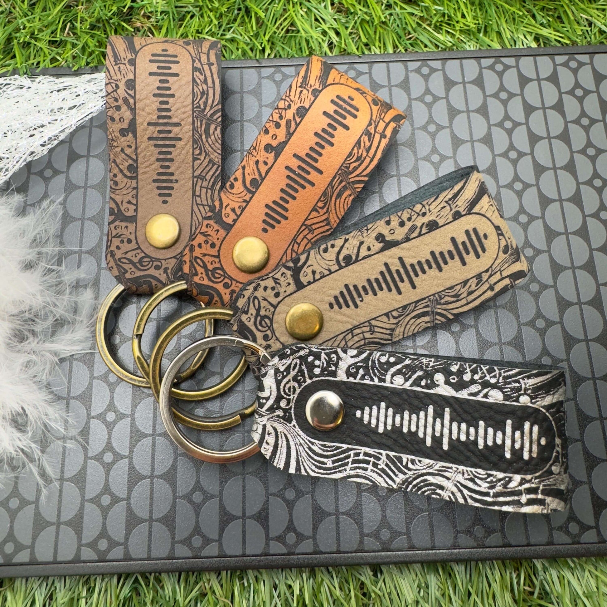 Spotify Code Keyring Personalised Scannable music code Custom Spotify code Keychain Vegan leather keyring Favourite album Music accessories
